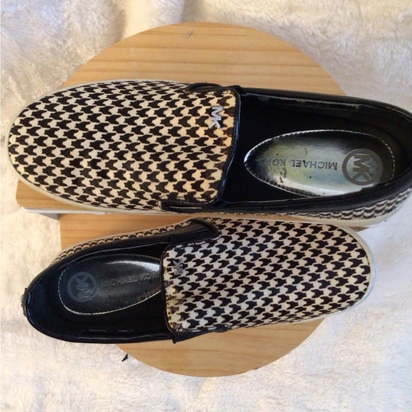 Michael Kors Slip-On Shoes - Picture 2 of 4